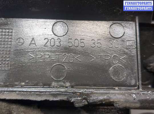 купить Рамка передняя (телевизор) на Mercedes C W203 2000-2007