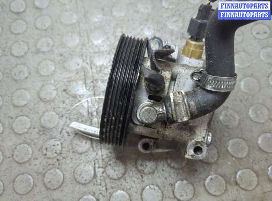 Насос гидроусилителя руля (ГУР) FO2152924 на Ford Focus 2 2005-2008