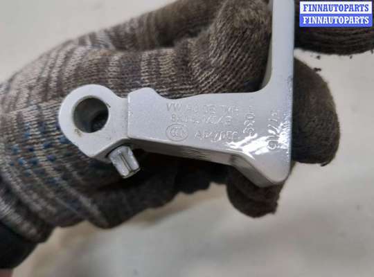 купить Петля двери на Audi Q3 2011-2018