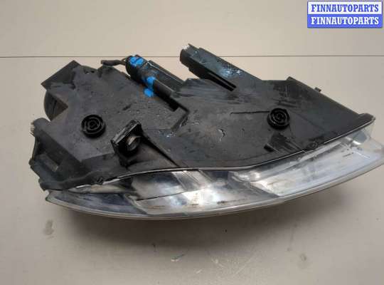 Фара передняя на Volkswagen Passat B6 (3C)