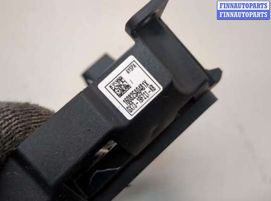 купить Рамка под магнитолу на Jaguar XE 2015-2025