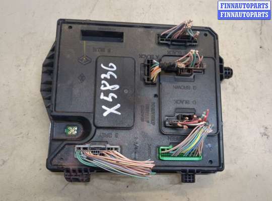Блок управления бортовой сети (Body Control Module) RN1430105 на Renault Megane 3 2009-2016