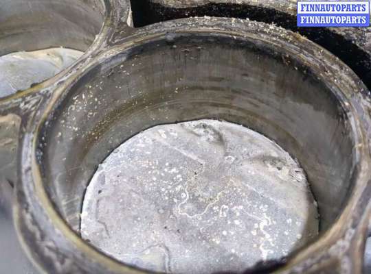 купить Поршень на BMW 1 E87 2004-2011