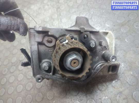 ТНВД VL568798 на Volvo V50 2004-2012