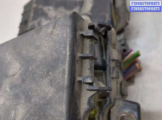 купить Блок предохранителей на Ford Escape 2015-2019