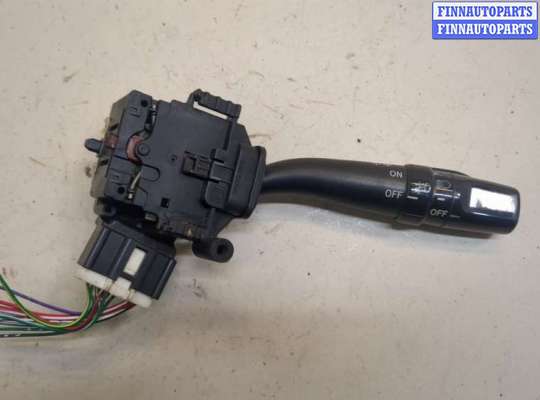 купить Переключатель поворотов на Toyota Previa (Estima) 2000-2006