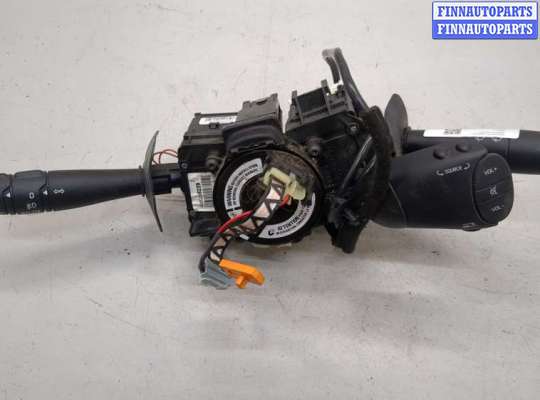 Переключатель поворотов и дворников (стрекоза) RN1581895 на Renault Kangoo 1998-2008