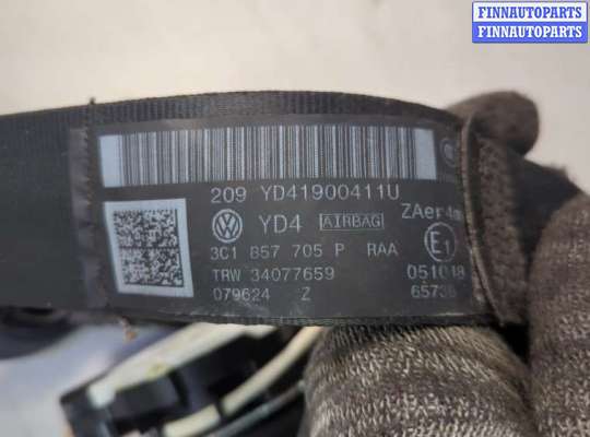 Ремень безопасности на Volkswagen Passat B7 (36)