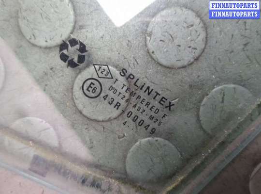 Стекло (форточка) боковой двери на Nissan Primastar