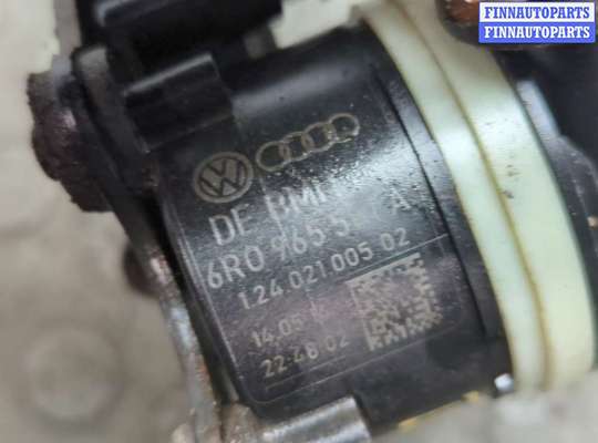 купить Насос водяной (помпа) на Skoda Fabia 2007-2014