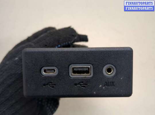 Разъем AUX/USB CH428359 на Chevrolet Malibu 2018-2025