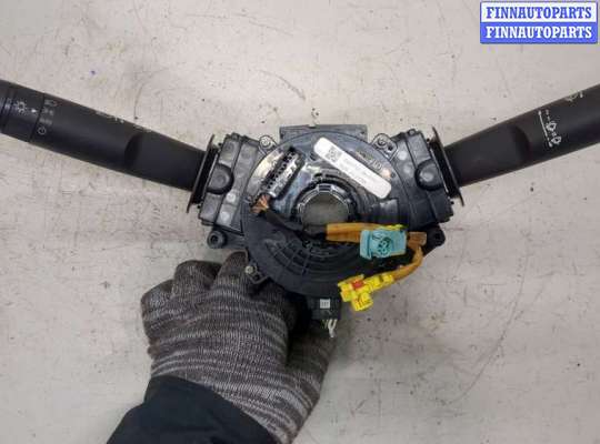Переключатель поворотов и дворников (стрекоза) CH424261 на Chevrolet Volt 2010-2015