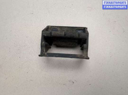 купить Кронштейн радиатора на BMW X5 E70 2006-2013