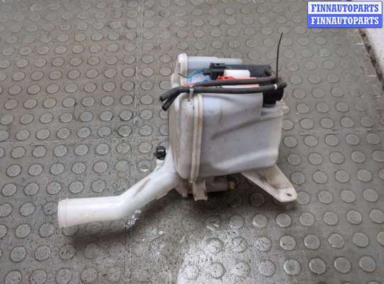 купить Бачок омывателя на Toyota Yaris 2005-2011