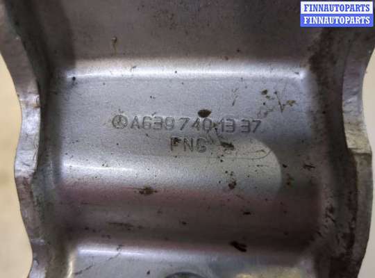 купить Петля двери на Mercedes Vito W639 2003-2014