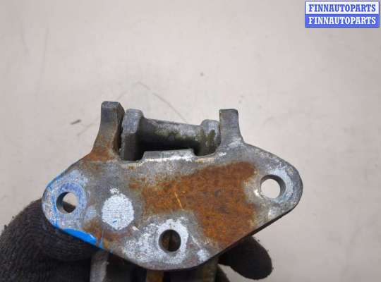 купить Петля двери на Iveco Daily 4 2005-2011