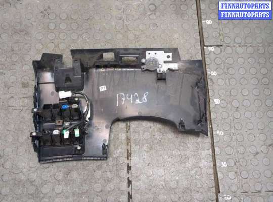 купить Пластик панели торпеды на Nissan Rogue 2013-2020