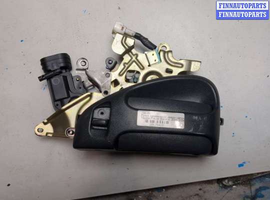 купить Ручка раздвижной двери салона на Toyota Previa (Estima) 2000-2006