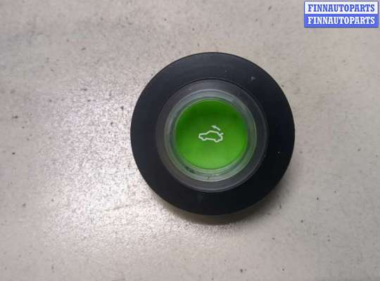 купить Кнопка открывания багажника с крышки на Mercedes S W221 2005-2013