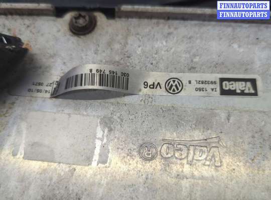 Коллектор впускной на Volkswagen Golf VI (5K)