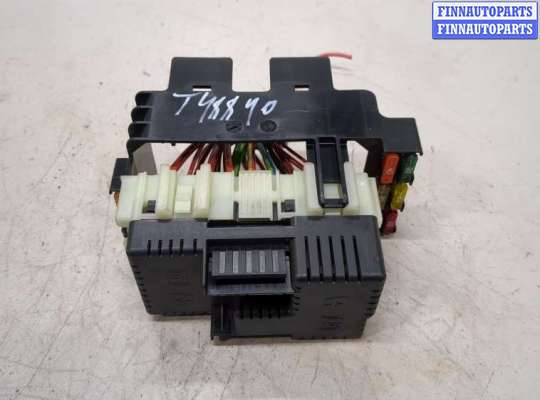 купить Блок предохранителей на Land Rover Range Rover 3 (LM) 2002-2012