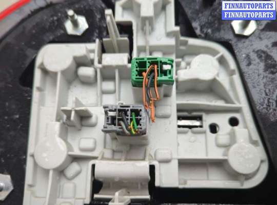 купить Фонарь (задний) на Volvo S40 2004-