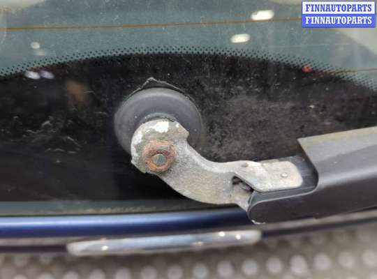 Планка подсветки номера на Ford Focus II