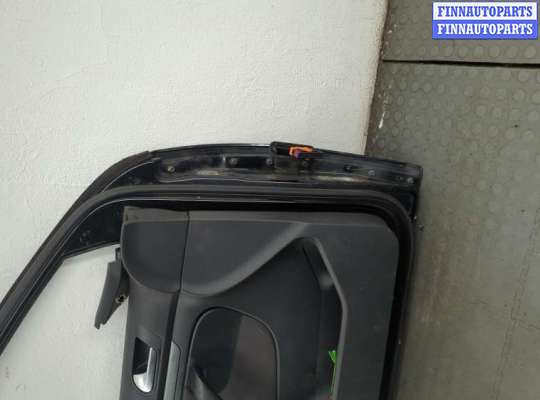 Замок боковой двери на Volkswagen Jetta V (1K)
