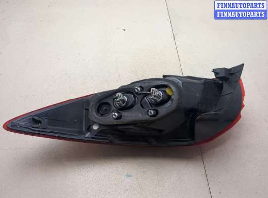 Фонарь задний на Mazda CX-5 I (KE)