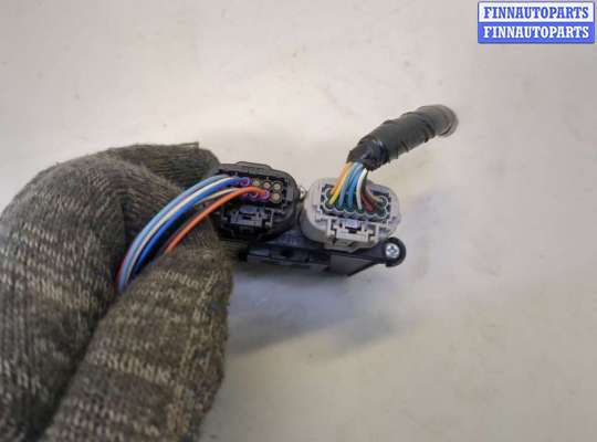 купить Датчик присутствия на Toyota Tundra 2007-2013