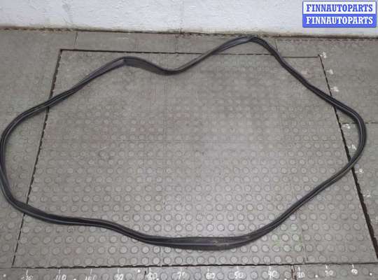 купить Уплотнитель на Audi Q3 2011-2018