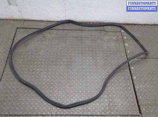 купить Уплотнитель на Audi Q3 2011-2018