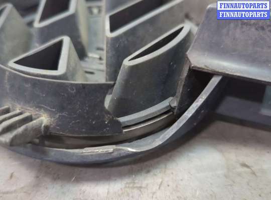 купить Решетка радиатора на Volkswagen Golf 4 1997-2005