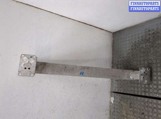 купить Усилитель бампера на Peugeot 308 2013-2021