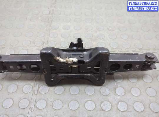 Домкрат на Ford Mondeo IV
