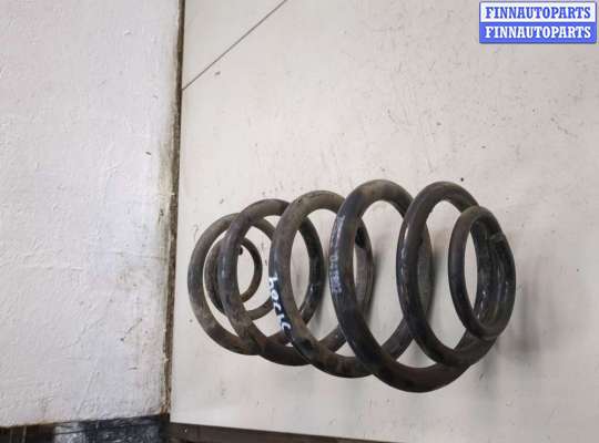 Пружина подвески на Renault Trafic II