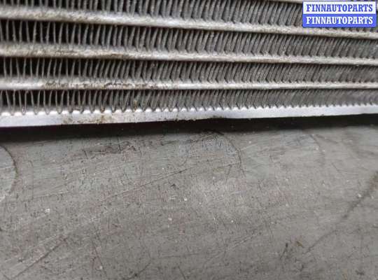 купить Радиатор кондиционера на Lincoln Navigator 2002-2006