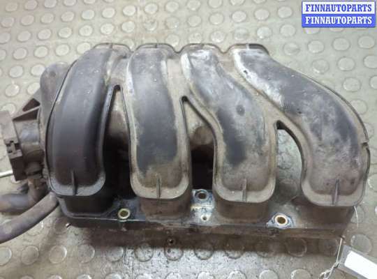 Коллектор впускной TT958828 на Toyota Corolla E12 2001-2006