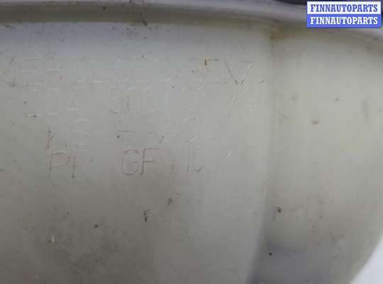 Бачок расширительный на Mercedes-Benz C (W204)