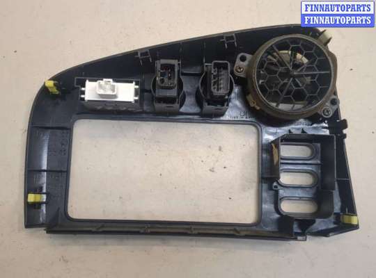 Дефлектор обдува салона на Pontiac Vibe