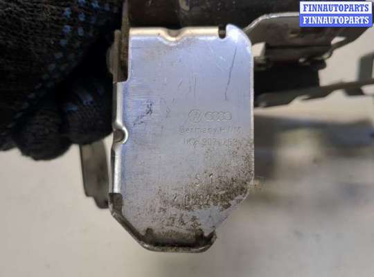 купить Кронштейн блока управления на Volkswagen Jetta 5 2004-2010