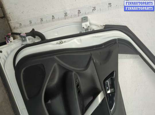 Петля двери на Mitsubishi Eclipse Cross