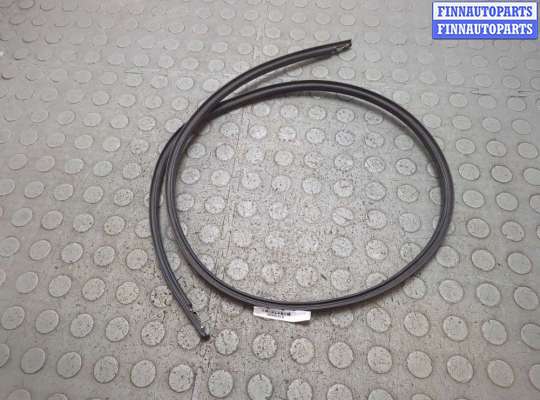 купить Уплотнитель на Honda Civic 2000-2006