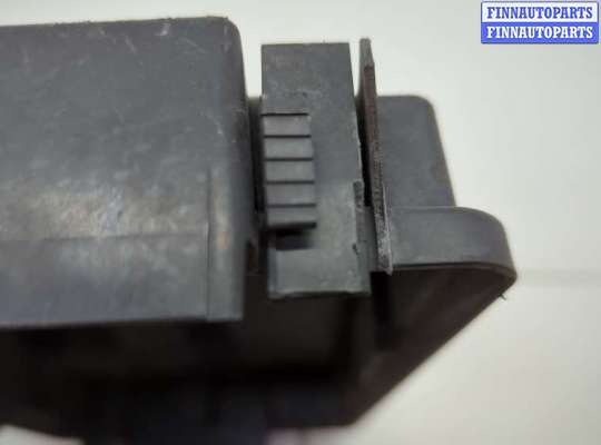 купить Блок предохранителей на Hummer H3