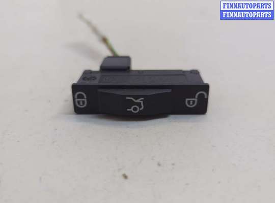купить Кнопка открывания багажника салонная на Mercedes E W213 2016-2023