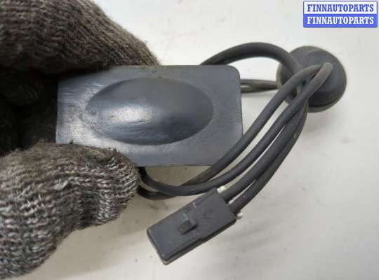 купить Кнопка открывания багажника с крышки на Saturn VUE 2007-2010