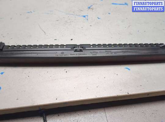 Купить Фонарь дополнительный (стоп-сигнал) на Volkswagen Golf 4 1997-2006 Фонарь дополнительный (стоп-сигнал) VG2708201 на Volkswagen Golf 4 1997-2006