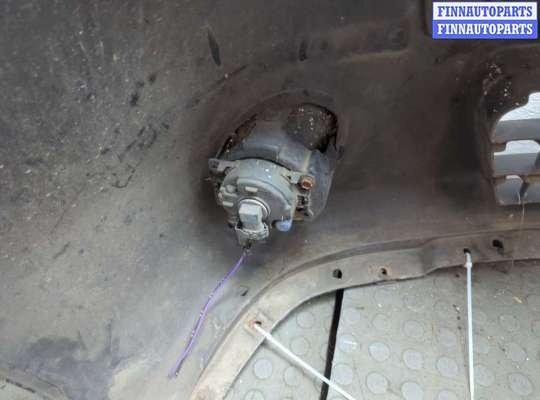 купить Заглушка буксировочного крюка на Nissan Note E11 2005-2013