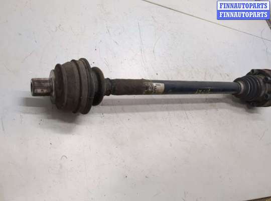 Приводной вал (Полуось в сборе) на Audi A8 (D3, 4E)