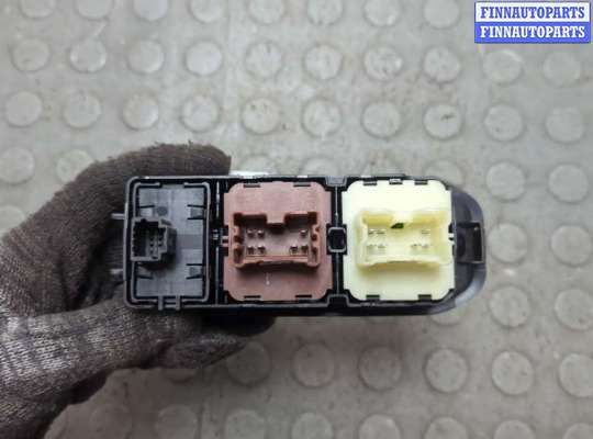 купить Кнопка стеклоподъемника (блок кнопок) на Dacia Duster 2017-2024